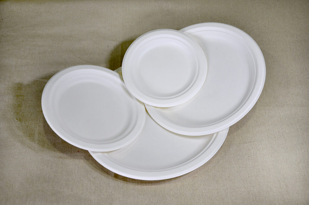 Round compostable plate Manufacturer